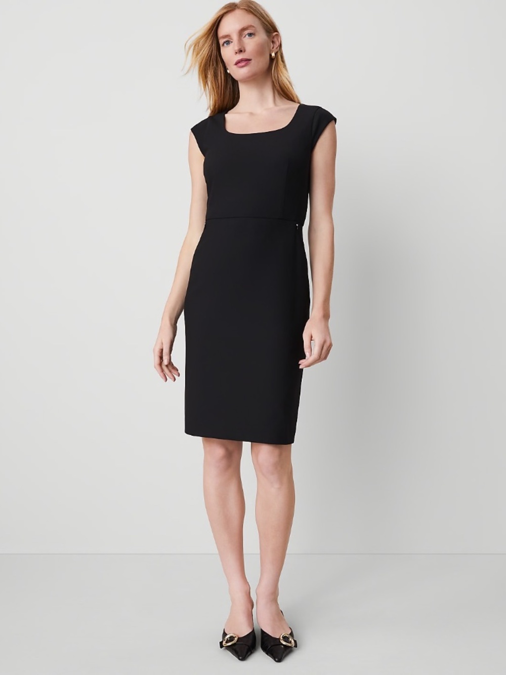 Ann Taylor Black Bi-Stretch Scoop Neck Cap Sleeve Knee Length LBD Dress SZ 14P